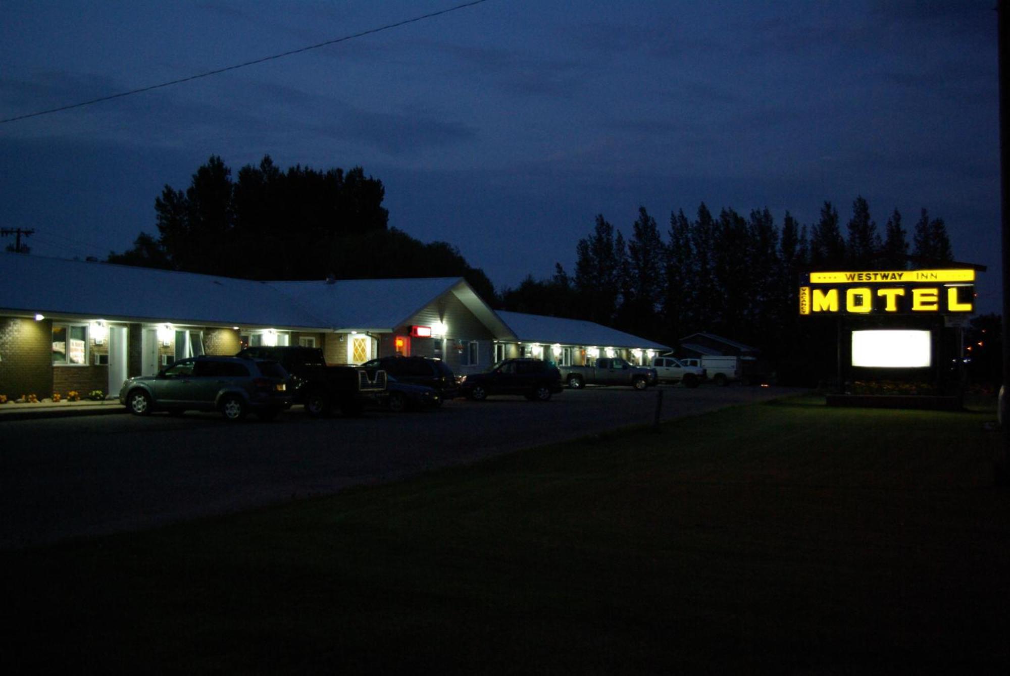 Westway Inn Motel Neepawa Exterior photo