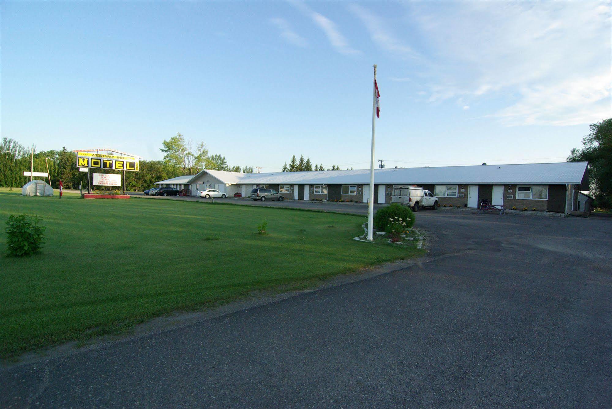 Westway Inn Motel Neepawa Exterior photo